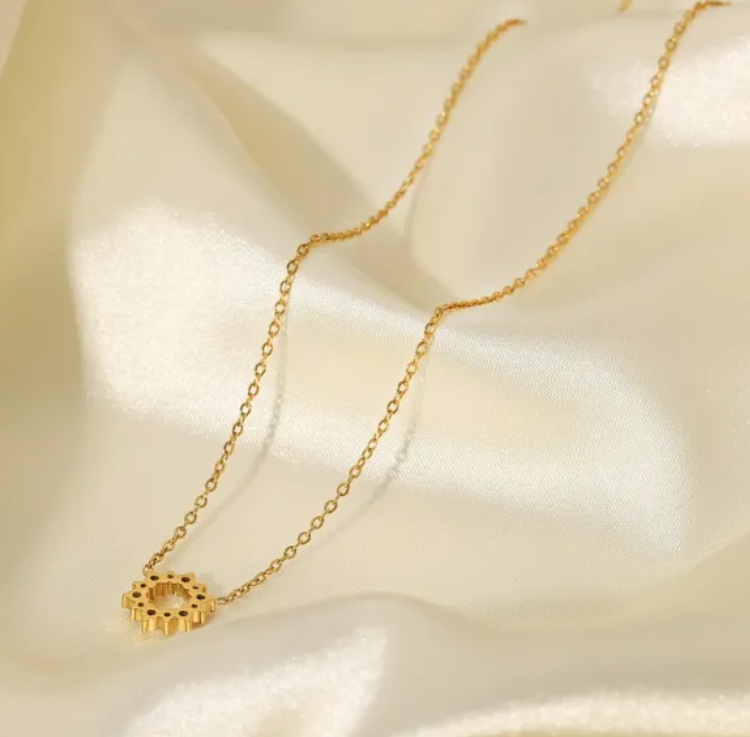 Ring Pendant Necklace – 18K Gold Plated Stainless Steel | Elegant Minimalist Necklace